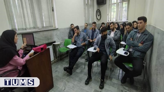 برگزاری جلسه آموزشی با عنوان طب ایرانی برای کارکنان شرکت لاستیک البرز در شهرستان اسلامشهر 